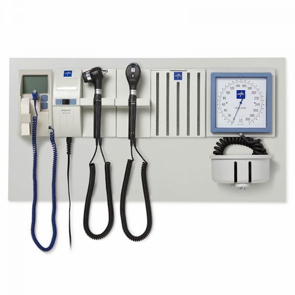 Diagnostic wall system with wall transformer, two handles, otoscope